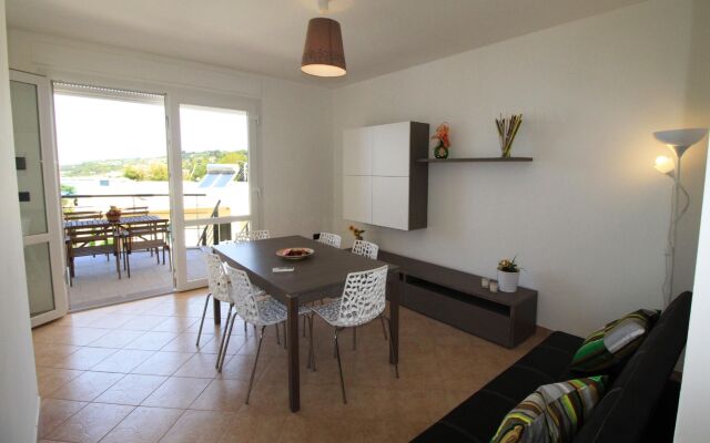 Gregoriana Front Beach