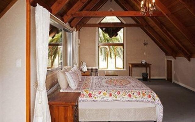 Gingerbread Lodge