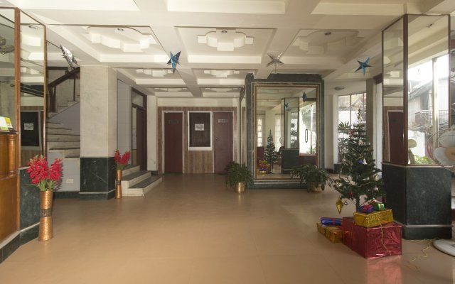 Hotel Niladrii Palace