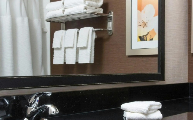 Fairfield Inn & Suites Peru
