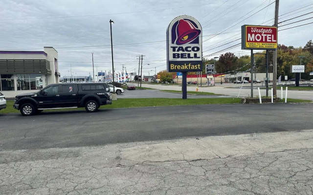 Westgate Manor Motel Austintown-Younstown, Ohio