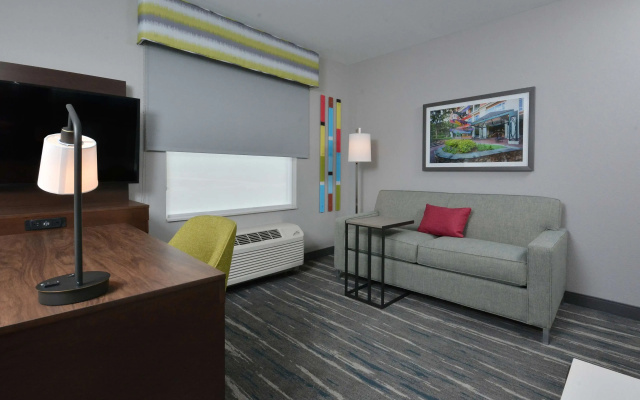 Hampton Inn & Suites by HIlton Charlotte North I 485