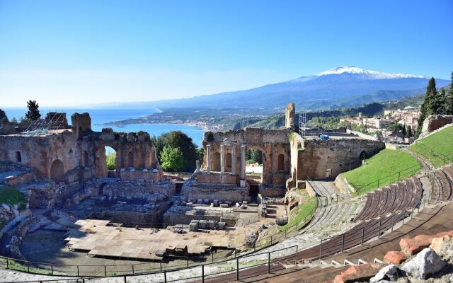 Apartment With One Bedroom In Giardini Naxos With Wonderful City View Balcony And Wifi