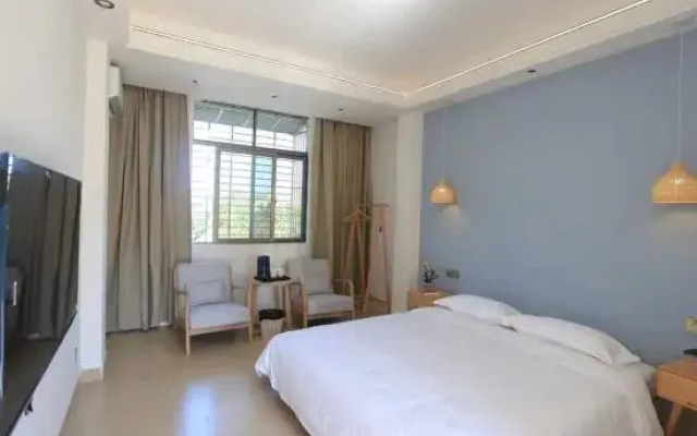 Lingshui Yinanwan Homestay (Nanwan Monkey Island Branch)
