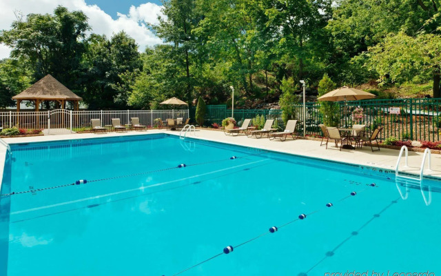Mitchell Executive Hotels-Fort Lee