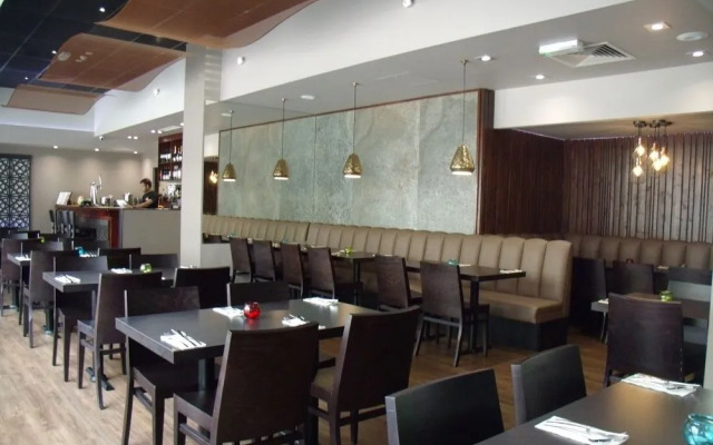 Woking - New Central