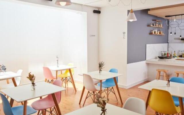 Ji Cha Zhi Geng Hostel