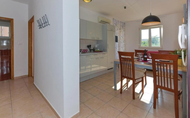 Awesome Home in Vodice With Wifi and 2 Bedrooms