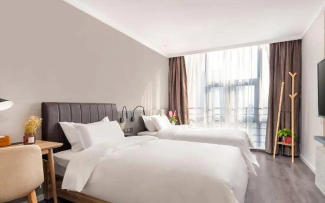 Hanting Premium (Nanjing West Wan'an Road Branch)