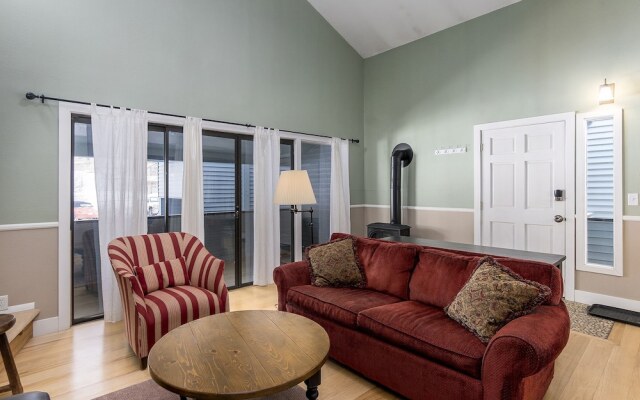 Meadlowlark 324 2 Bedroom Condo