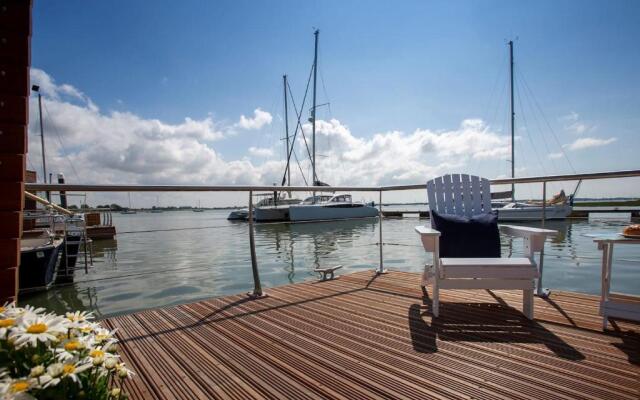 Sea Breeze Ark 900 Boat