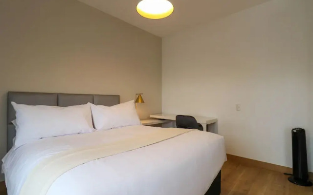 Elegant 3BR Duplex With Balcony in Miraflores