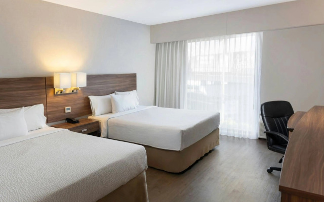 Courtyard by Marriott Puebla Las Animas