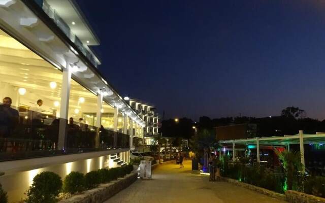 King Hotel Ksamil
