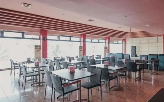 RedDoorz Plus near Pelabuhan Merak