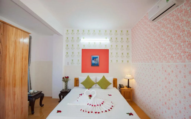 Cua Dai Beach Homestay