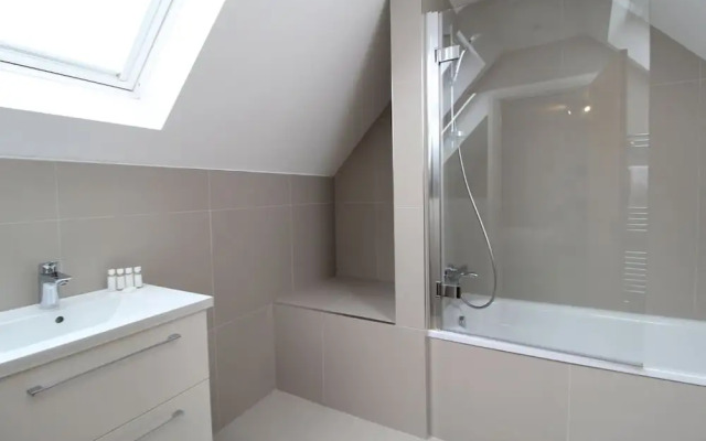 West Finchley by Viridian Apartments