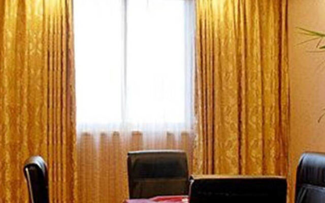 Hongda Changyun Hotel - Chengdu