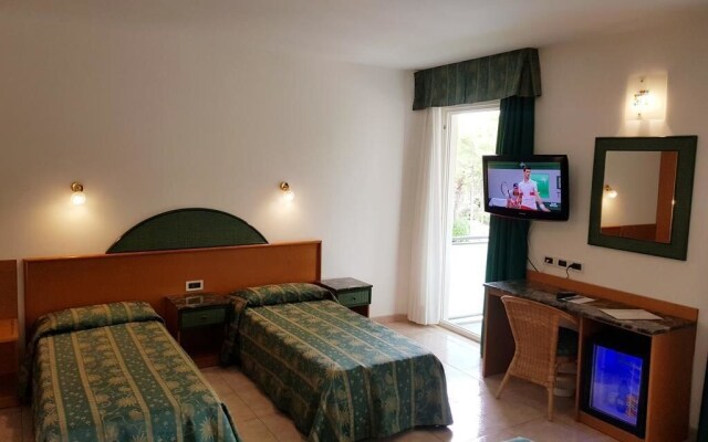 Hotel Mediterraneo