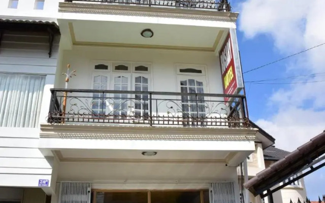 Boutique Capsule Dalat Hostel