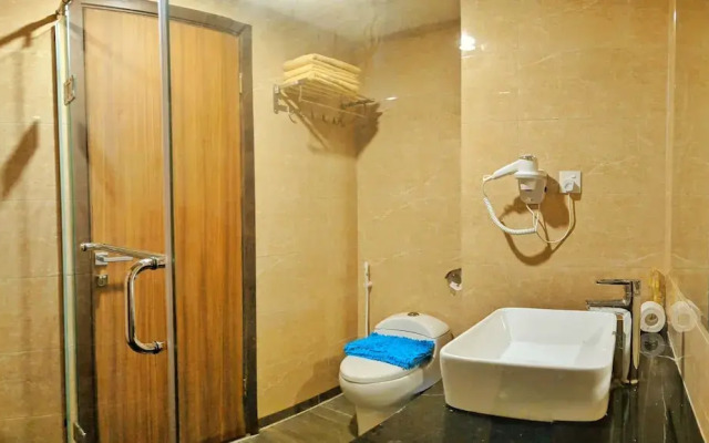 Lovina at Pelita Nagoya Apartment