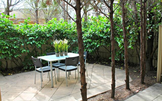 Adelaide DressCircle Apartments - Specialty Accommodation