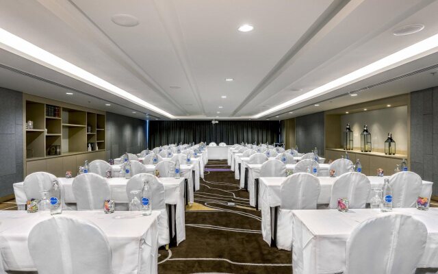 Novotel Phuket City Phokeethra Hotel