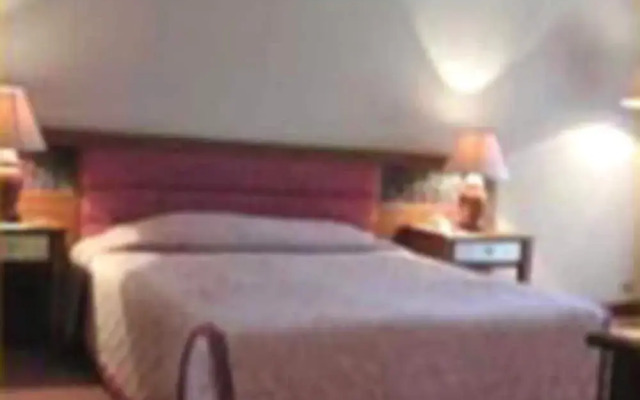 Mandarin Golden Valley Hotel & Spa