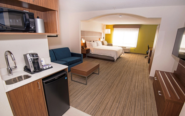 Holiday Inn Express Hotel & Suites Hinton by IHG