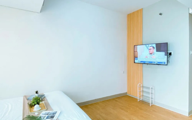 Studio Near Sicc At Royal Sentul Park Apartment
