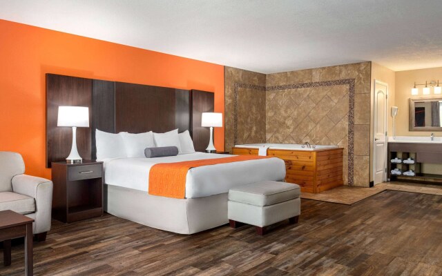 Howard Johnson by Wyndham Pigeon Forge