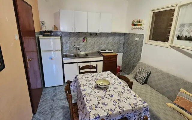 Antica Private Apartment Komiza