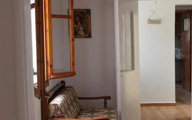 Antonis Traditional House