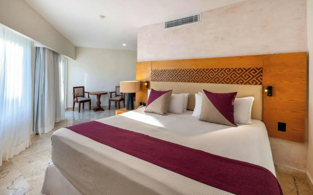Viva Azteca by Wyndham, A Trademark All Inclusive Resort