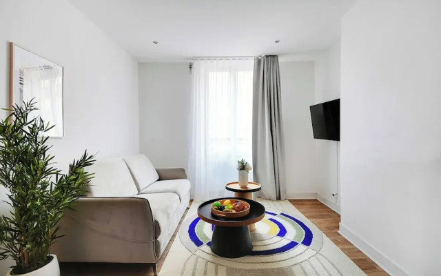 Modern Apartment - 1br/4p - Sacre-coeur