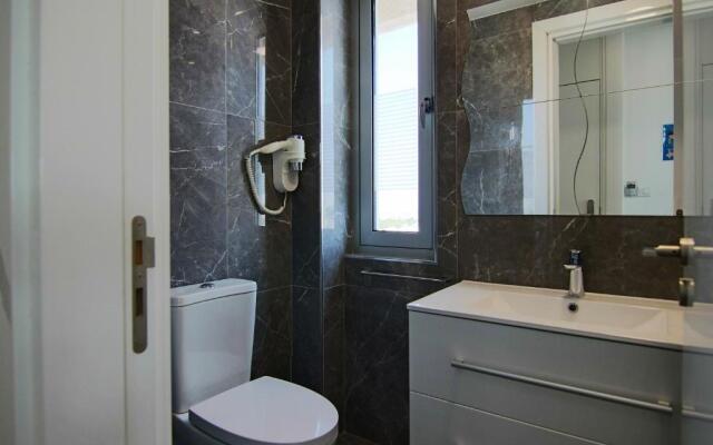 Phaedrus Living Luxury Suite Nicosia 510