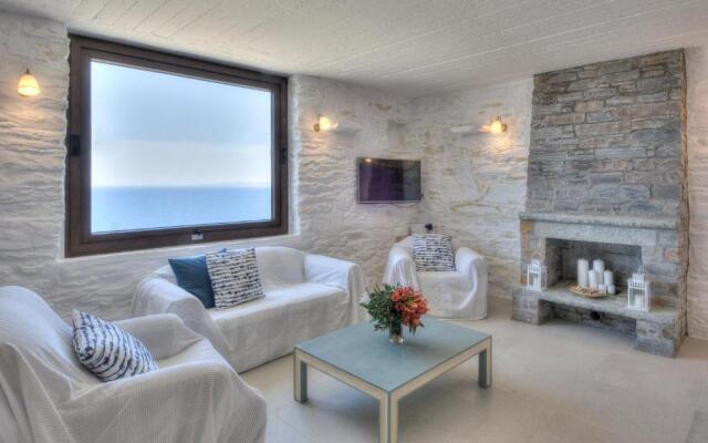 Phos Residence Pool Villa in Koundouros, Kea
