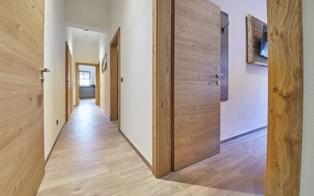 The Peak - Premium Apartments