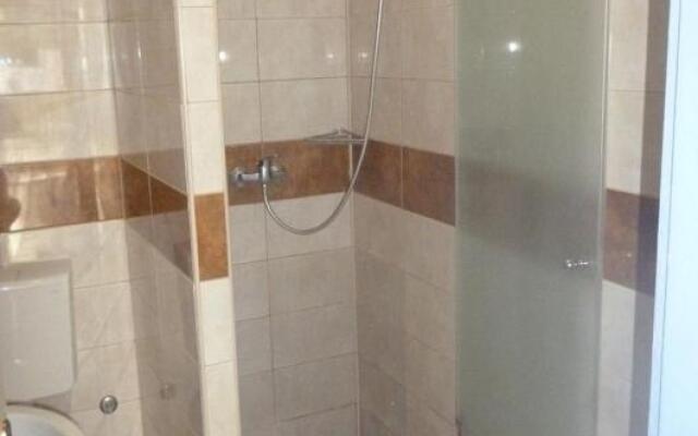 Apartment Sunny - 10 m from sea