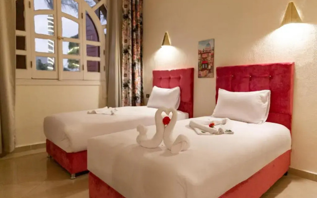 Golden Lake Hotel