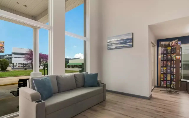 Econo Lodge Branson Theater District