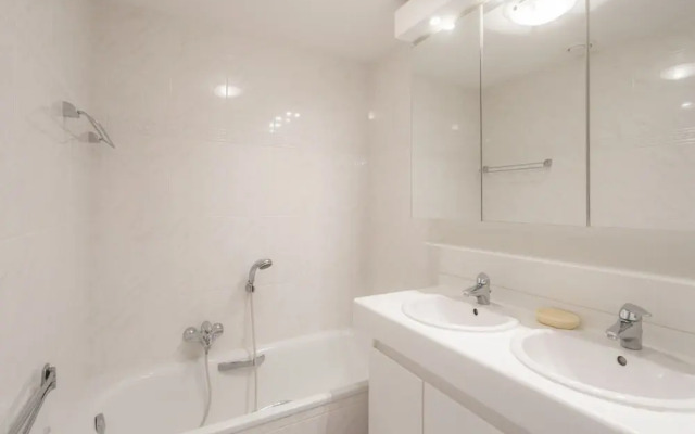 Central Seafront Apartment in Koksijde