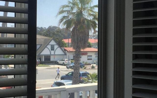 The Shores Inn and Beach Houses