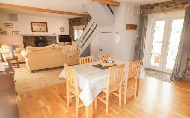 Stable Cottage, Narberth