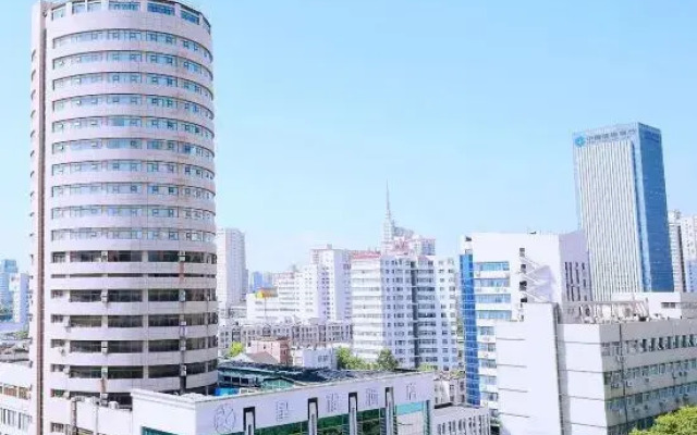 Lavande Hotels (Zhengzhou Economic Development Zone International Logistics Park Fangte)