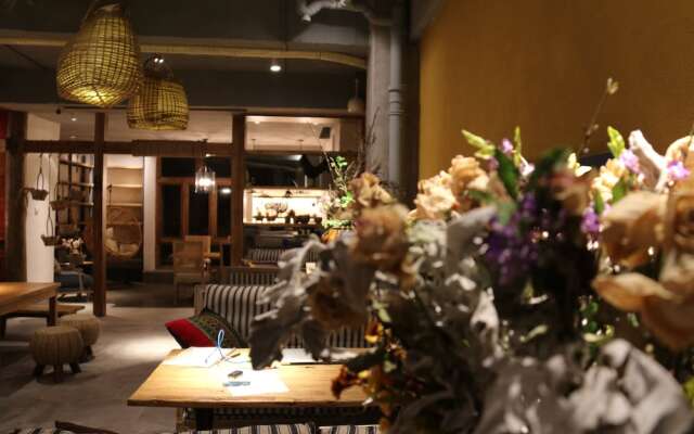 The Twelve Manor•Terraces Lodge
