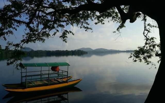 Tikiri Villa Eco Resort