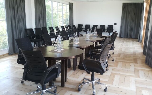 Clarks Exotica Rajgarh