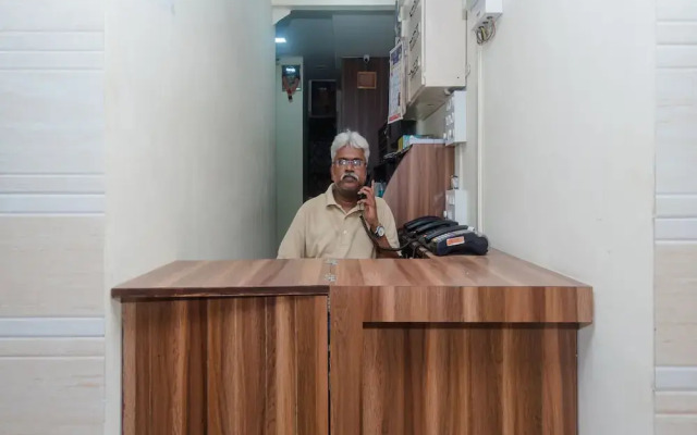 OYO 19841 Shivar Guest House