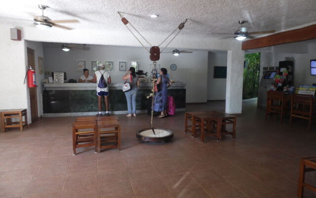 Hotel Sotavento & Yacht Club